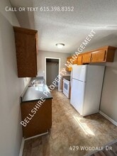 429 Woodale Dr in Clarksville, TN - Building Photo - Building Photo