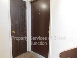 805 E Cedar Ct in Fruita, CO - Building Photo - Building Photo