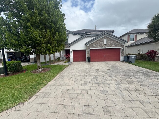 property at 5781 Sandbirch Wy