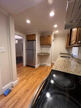 162 East Side Pkwy in Newton, MA - Building Photo - Building Photo