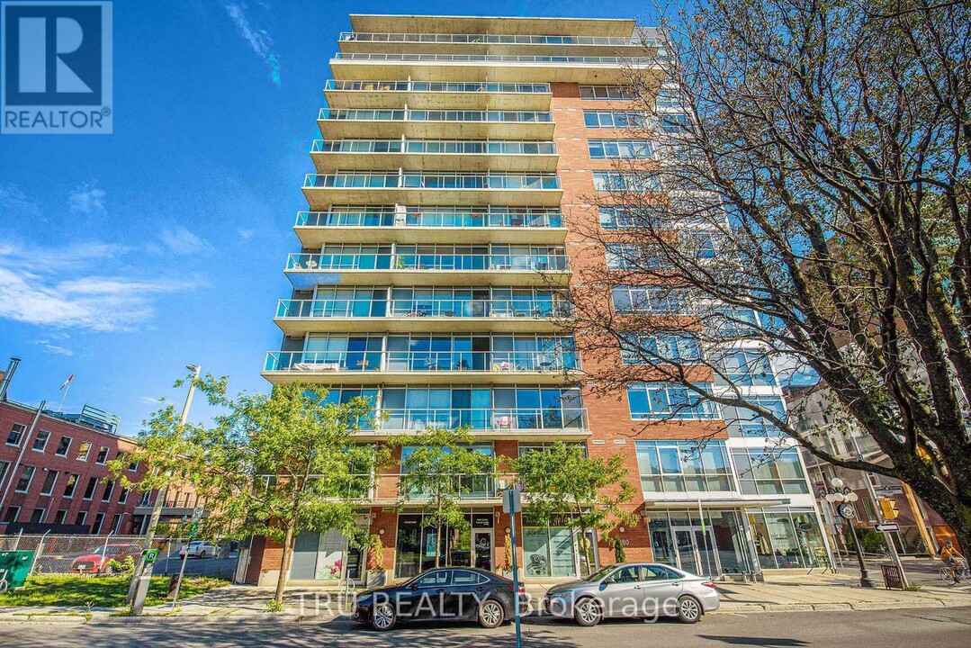 180-1180 York St in Ottawa, ON - Building Photo