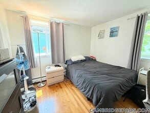 135 Inman St in Cambridge, MA - Building Photo - Building Photo