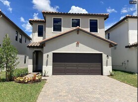 5689 Agostino Way in Ave Maria, FL - Building Photo