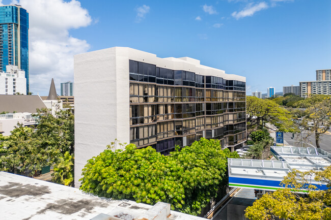 Royal Queen Emma in Honolulu, HI - Foto de edificio - Building Photo