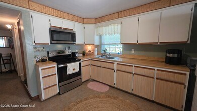 17 Vermont Ave in Rockledge, FL - Building Photo - Building Photo