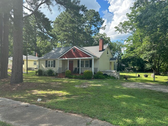 523 Hilltop Dr in Raleigh, NC - Building Photo - Building Photo