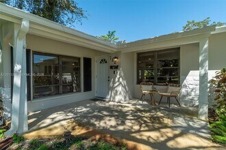 712 Tradewind Dr in North Palm Beach, FL - Building Photo - Building Photo