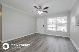548 Cambridge Cir in South Daytona, FL - Building Photo - Building Photo
