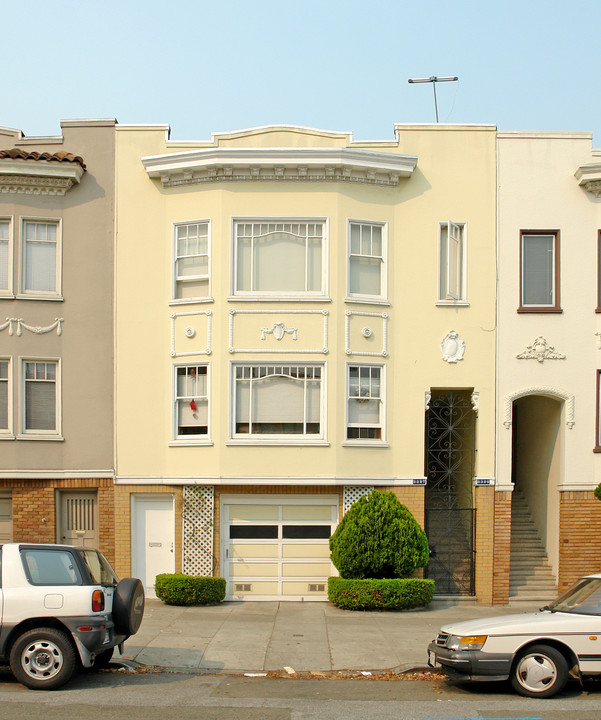 3327-3329 Scott St in San Francisco, CA - Foto de edificio