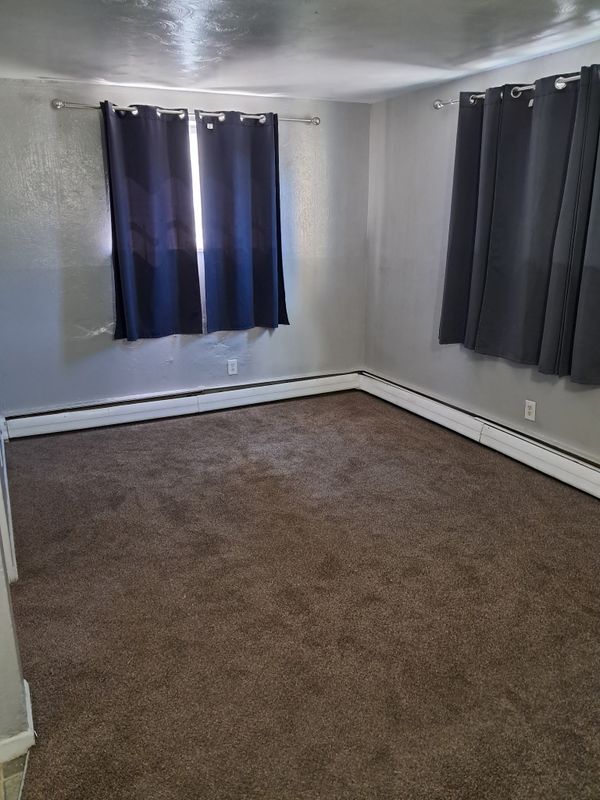 1931 Clinton St in Aurora, CO - Foto de edificio - Building Photo