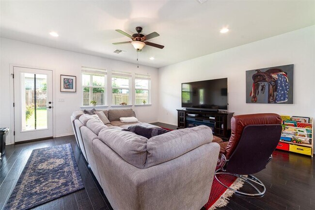 7333 Van Ness St in Austin, TX - Building Photo - Building Photo