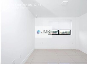 821 SW 18th Ave in Miami, FL - Building Photo - Building Photo