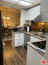 1300 Midvale Ave in Los Angeles, CA - Building Photo - Building Photo