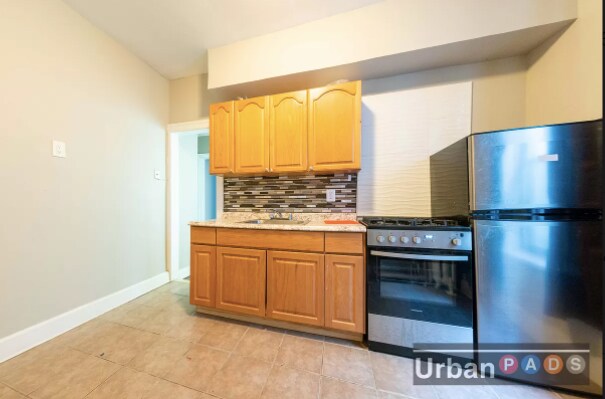 226 E 95th St in Brooklyn, NY - Building Photo - Building Photo