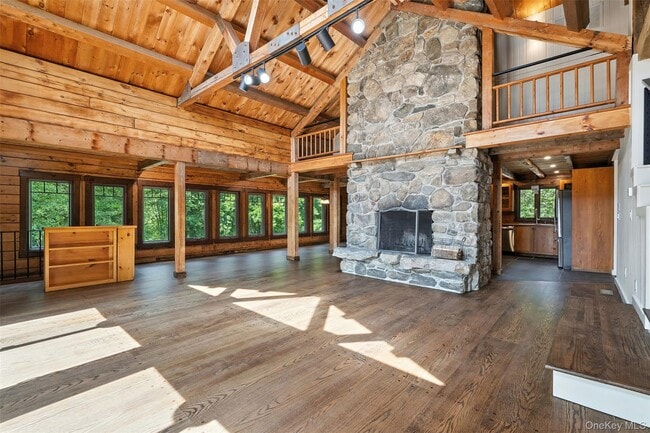 383 N Salem Rd in Brewster, NY - Building Photo - Building Photo
