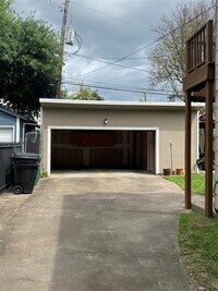 4614 Michaux St photo'