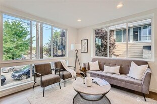 7510 43rd Ave S, Unit 126-1-125.1402932 in Seattle, WA - Building Photo