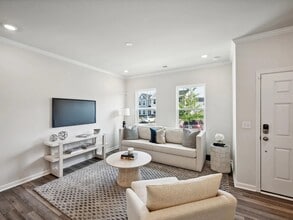 657 Mirkwood Ave in Apex, NC - Building Photo - Building Photo