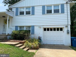 7427 Grace St in Springfield, VA - Building Photo - Building Photo