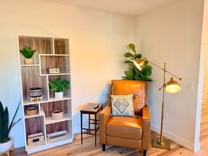 942 Ruby Dr, Unit A in Vista, CA - Foto de edificio - Building Photo