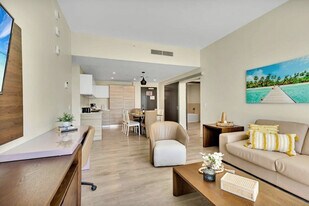 348 Indiana St in Hollywood, FL - Building Photo