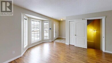 3 Pinnacle Blvd in Grande Prairie, AB - Building Photo - Building Photo