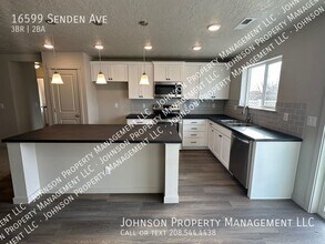 16599 Senden Ave in Caldwell, ID - Building Photo - Building Photo