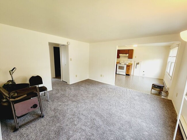 111 Lenox Ave in East Stroudsburg, PA - Building Photo - Building Photo