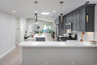7912 Calle Posada in Carlsbad, CA - Building Photo - Building Photo