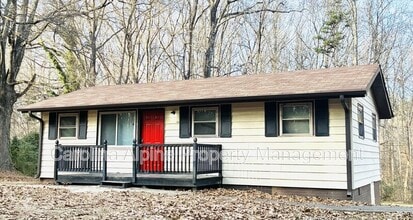 131 Lindsey St in Gastonia, NC - Building Photo - Building Photo