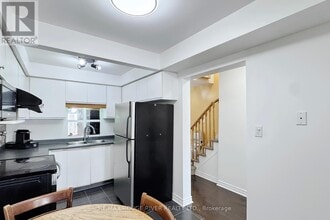 138 Andona Crescent in Toronto, ON - Building Photo - Building Photo