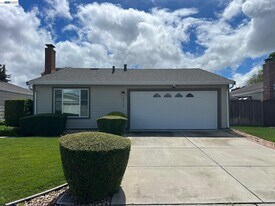 4117 Bristlecone Way in Livermore, CA - Building Photo