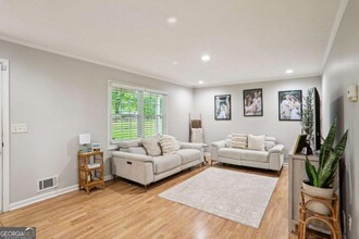 2932 Tree Top Rd in Dacula, GA - Building Photo - Building Photo