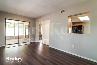 1117 Jambalana Dr in Holiday, FL - Foto de edificio - Building Photo