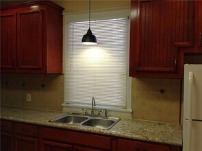 1018 Mazant St in New Orleans, LA - Building Photo - Building Photo