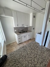 25 Bennett Ave, Unit 2 in Long Beach, CA - Building Photo - Building Photo