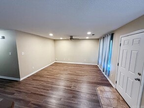 4853 Tall Grass Dr in Benton, AR - Building Photo - Building Photo