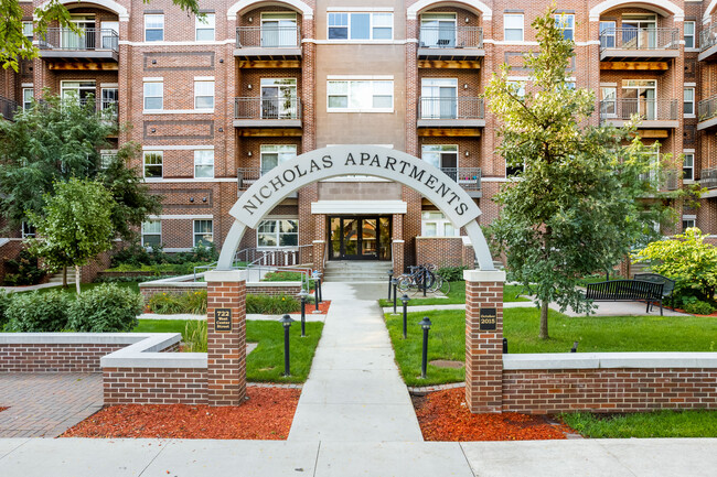 Nicholas Apartments in Rochester, MN - Building Photo - Building Photo