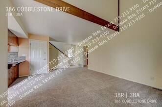 386 Cobblestone Dr in Colorado Springs, CO - Foto de edificio - Building Photo