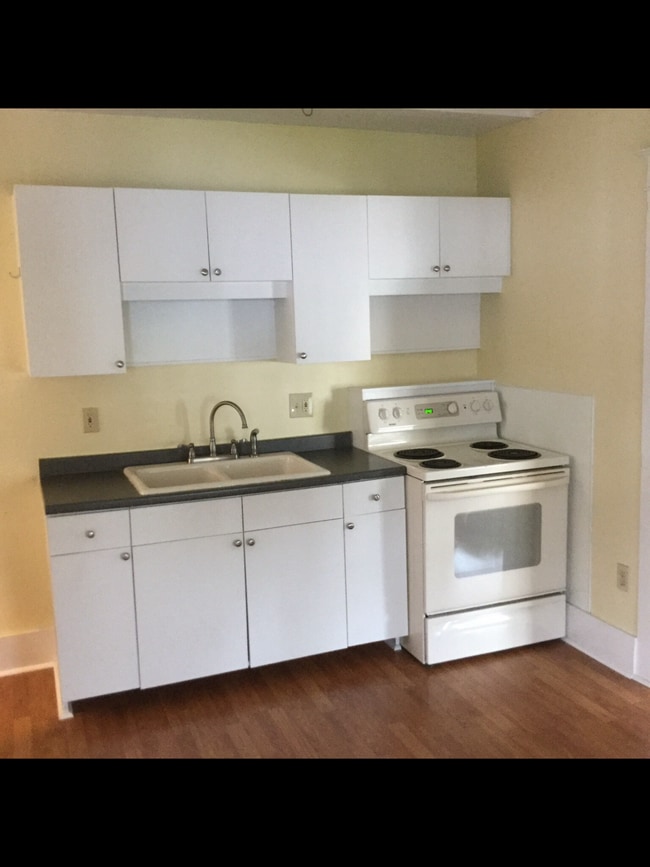 154 Blanchard St, Unit SecondFloor
