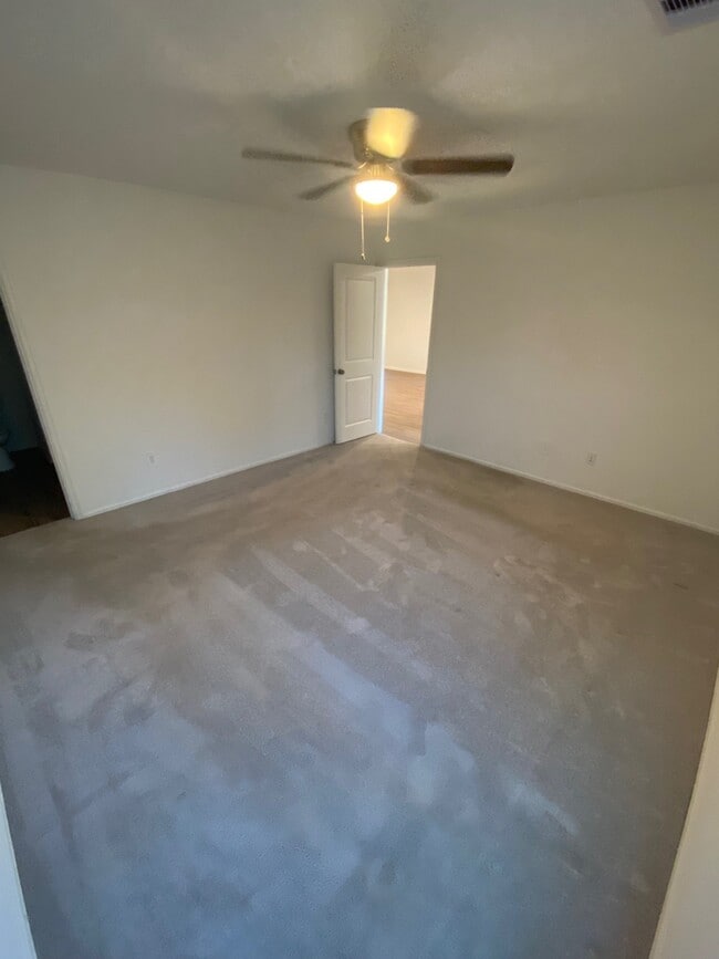 property at 1411 Las Cuevas Dr