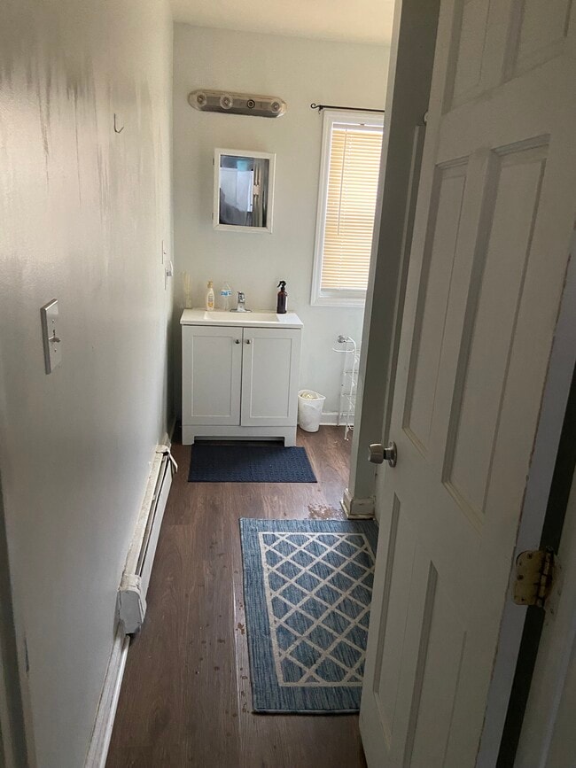 43 Bradway Ave in Ewing, NJ - Building Photo - Building Photo