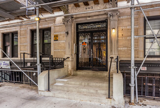 240 W 15th St in New York, NY - Building Photo - Building Photo