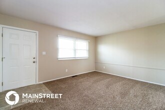 1880 Queensrowe Pl in Columbus, OH - Building Photo - Building Photo