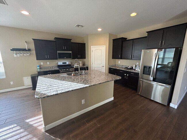 26105 N 137th Ln in Peoria, AZ - Building Photo - Building Photo