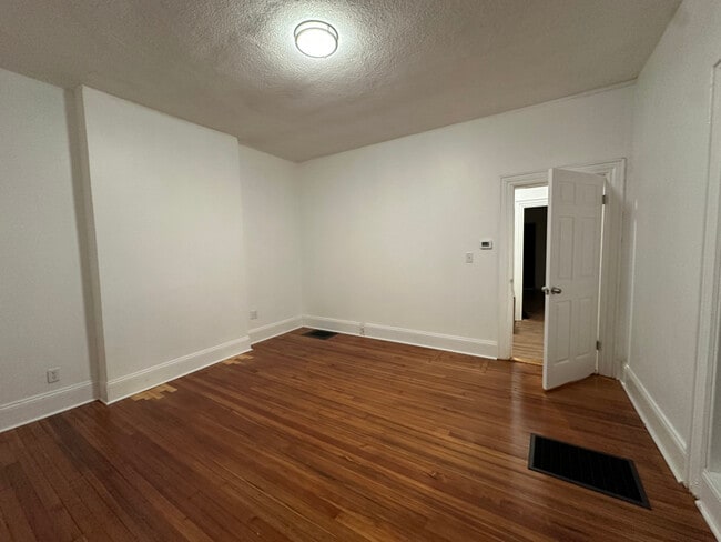 15 Barrett St in Malden, MA - Foto de edificio - Building Photo