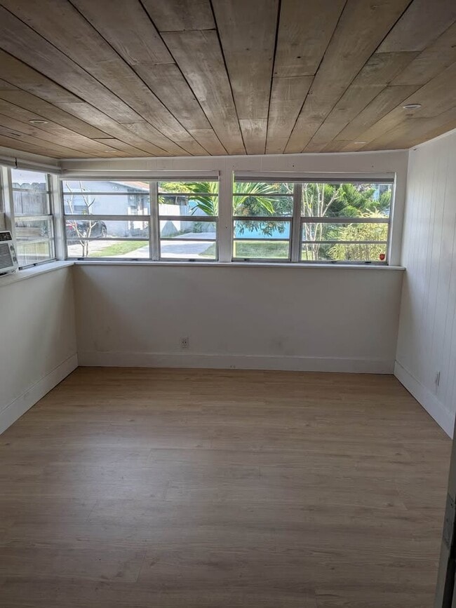 property at 605 NE 27th St