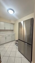 1453 N Winslowe Dr, Unit 303 in Palatine, IL - Building Photo - Building Photo