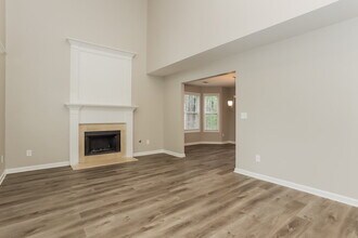 5701 Castlebrook Dr in Douglasville, GA - Building Photo - Building Photo