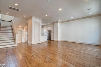 4031 Bellefontaine in Houston, TX - Building Photo - Building Photo